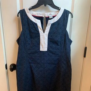Vineyard Vines navy/white shift dress